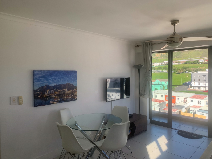 2 Bedroom Property for Sale in Zonnebloem Western Cape